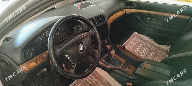 BMW E39 2002 - 110 000 TMT - Çärjew - img 5