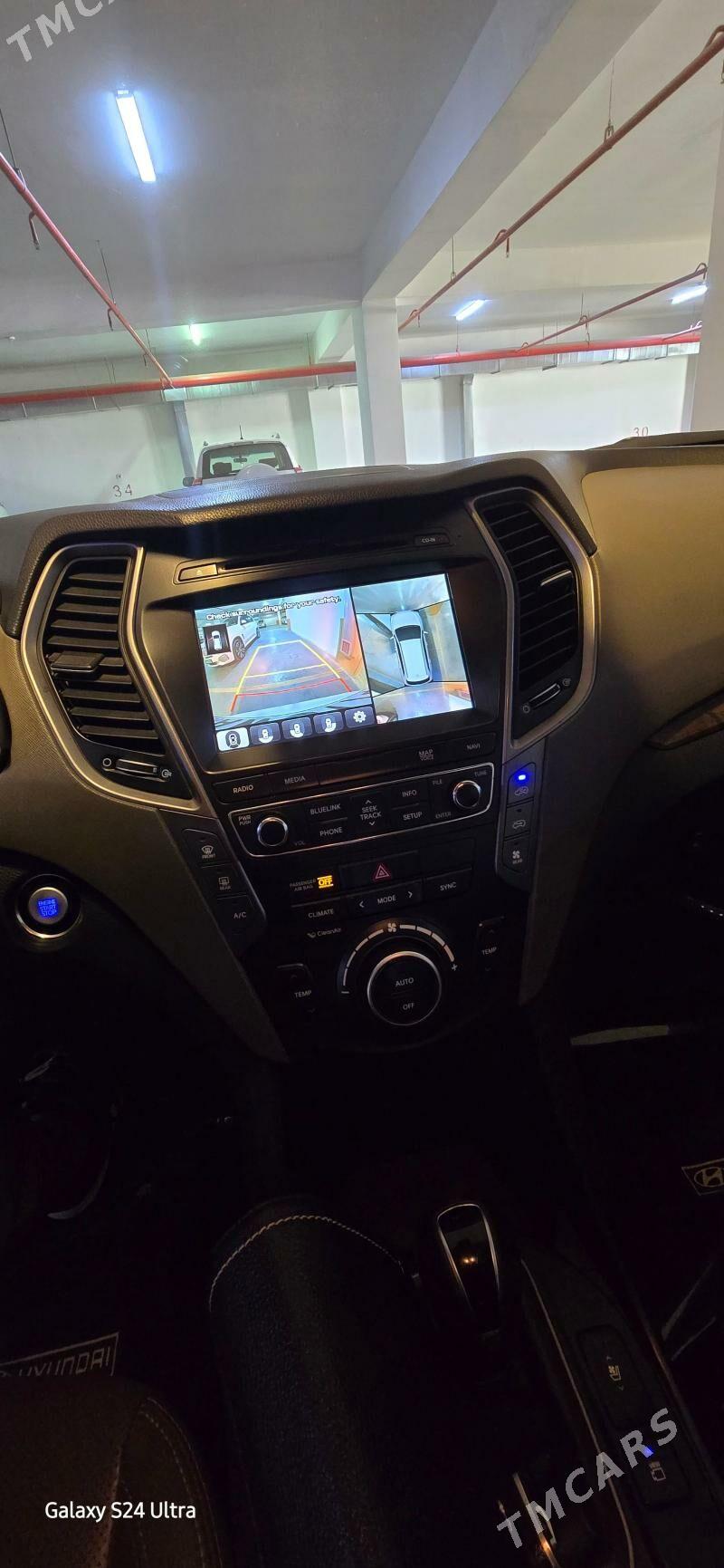 Hyundai Santa Fe 2018 - 330 000 TMT - Podwoýski köç. (Bitarap Türkmenistan şaýoly) - img 9