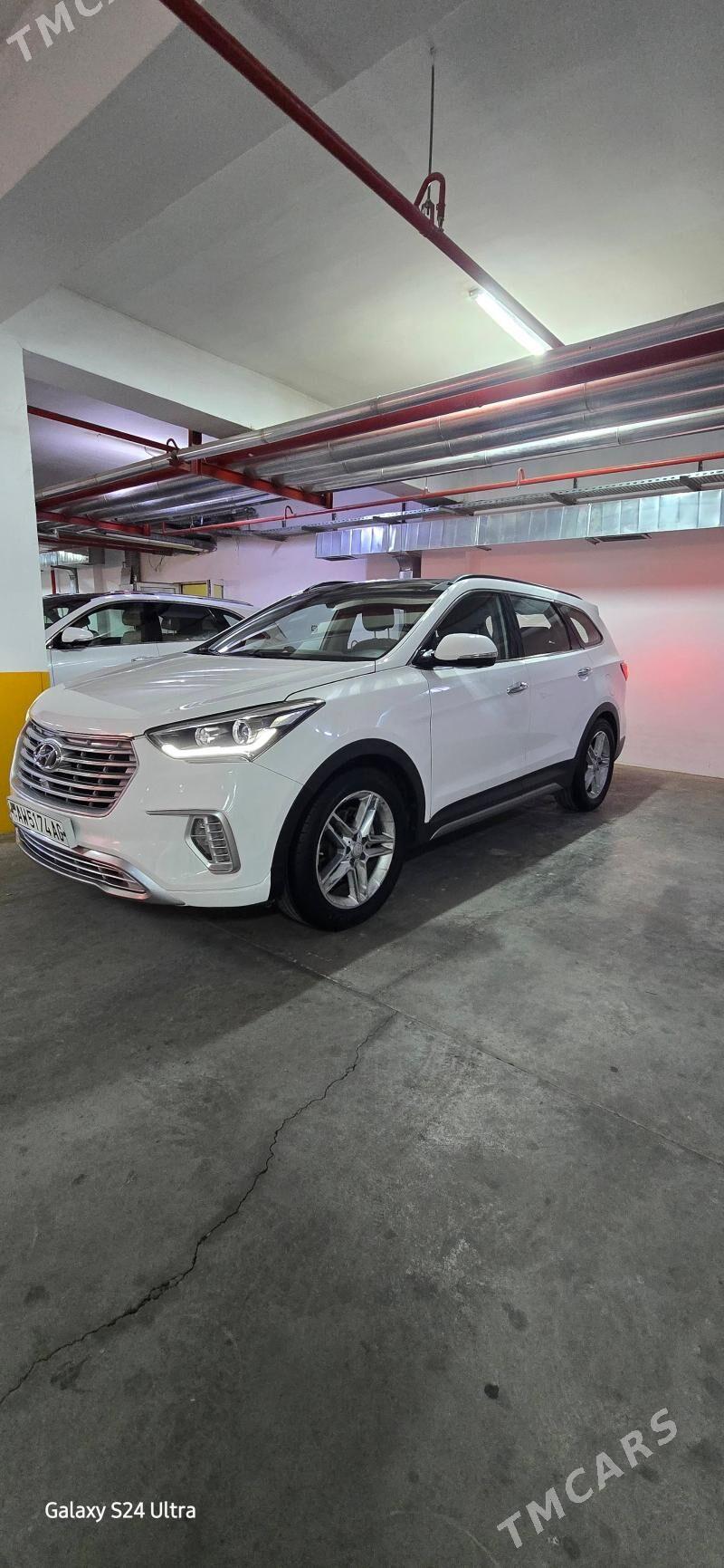 Hyundai Santa Fe 2018 - 330 000 TMT - Podwoýski köç. (Bitarap Türkmenistan şaýoly) - img 3