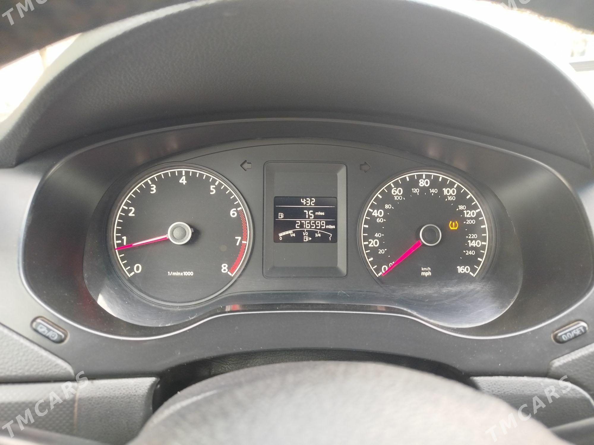 Volkswagen Jetta 2012 - 120 000 TMT - Бузмеин ГРЭС - img 5