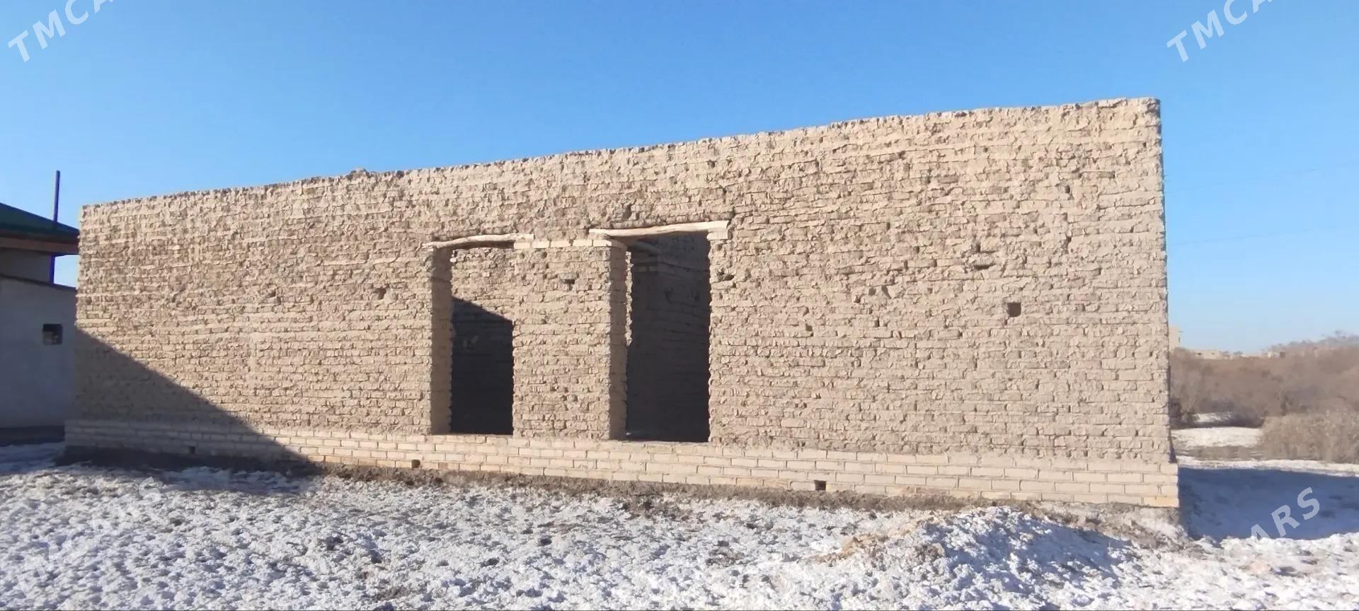 Ucaska - Türkmenbaşy etr. - img 1