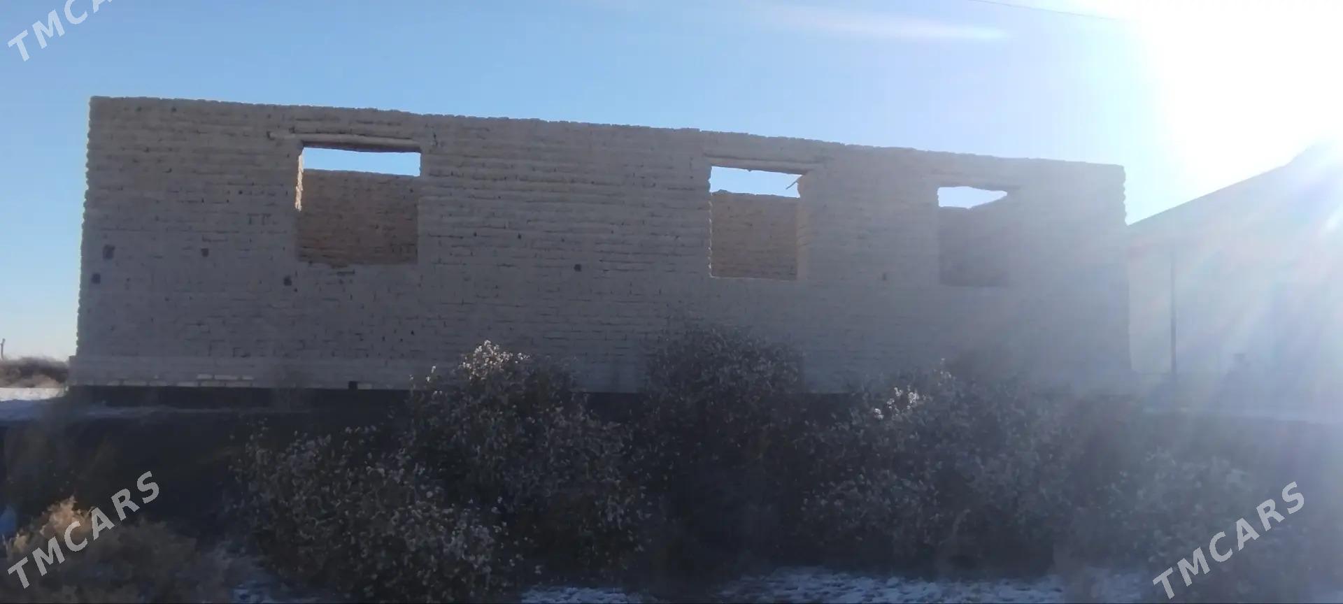 Ucaska - Türkmenbaşy etr. - img 2