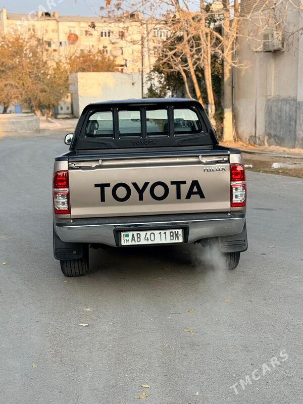 Toyota Hilux 2008 - 285 000 TMT - Туркменбаши - img 5