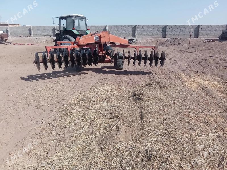 MTZ 82 2010 - 130 000 TMT - Tejen - img 1