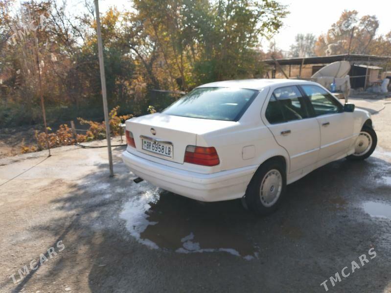 BMW 320 1992 - 30 000 TMT - Sakar - img 2
