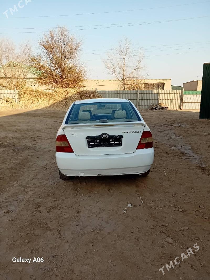 Toyota Corolla 2002 - 85 000 TMT - Köneürgenç - img 4