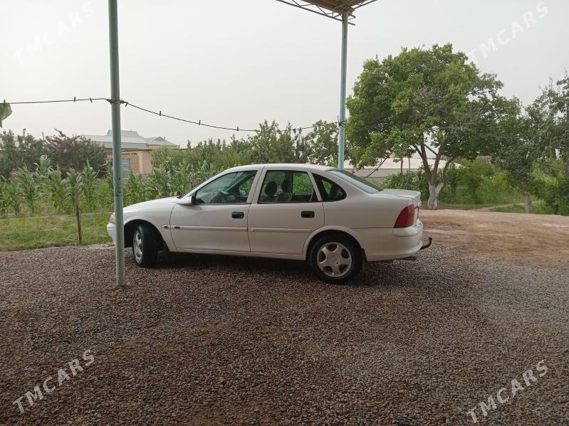 Opel Vectra 1999 - 50 000 TMT - Murgap - img 3