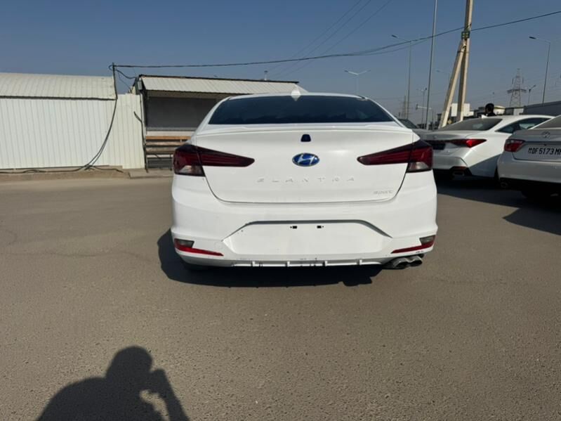 Hyundai Elantra 2020 - 220 000 TMT - Мары - img 3