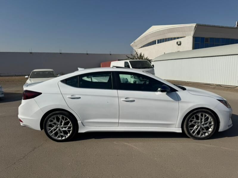 Hyundai Elantra 2020 - 220 000 TMT - Мары - img 2