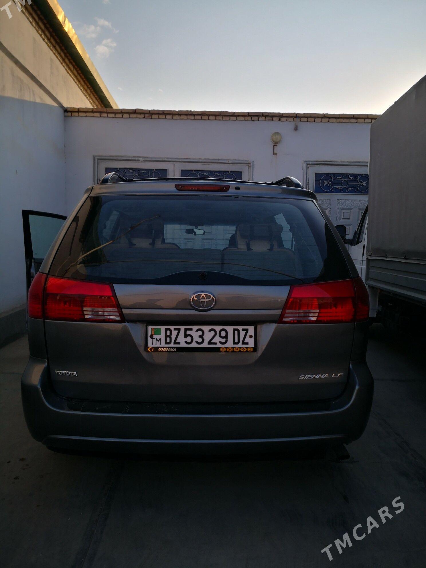 Toyota Sienna 2004 - 195 000 TMT - Daşoguz - img 3