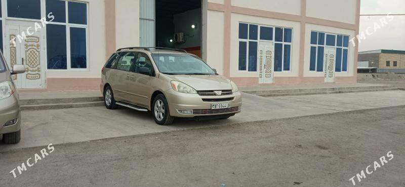 Toyota Sienna 2004 - 254 800 TMT - Дянев - img 4