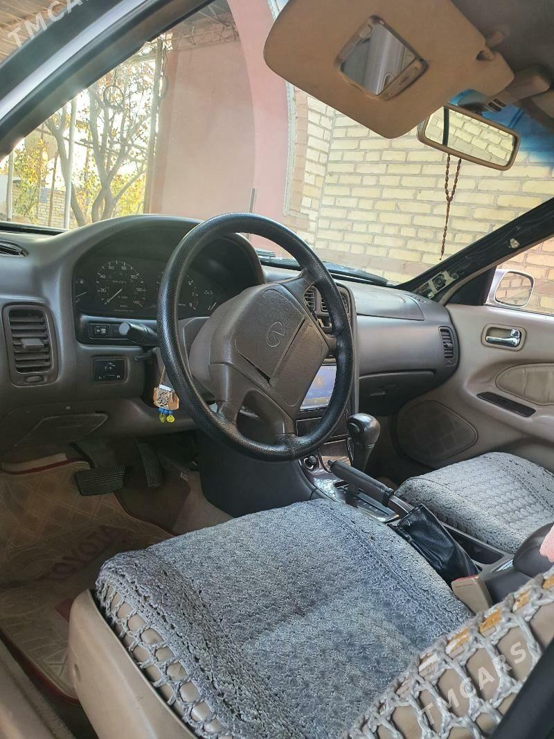 Infiniti I30 1997 - 46 000 TMT - Сакар - img 6