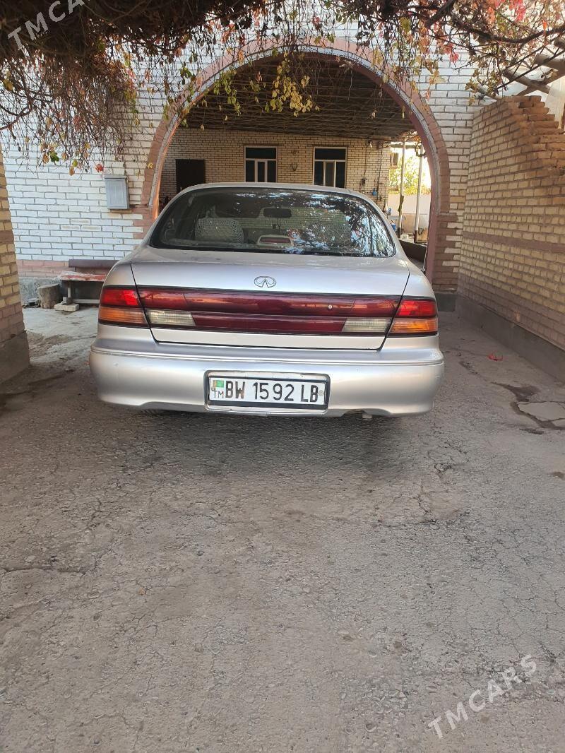 Infiniti I30 1997 - 46 000 TMT - Сакар - img 3