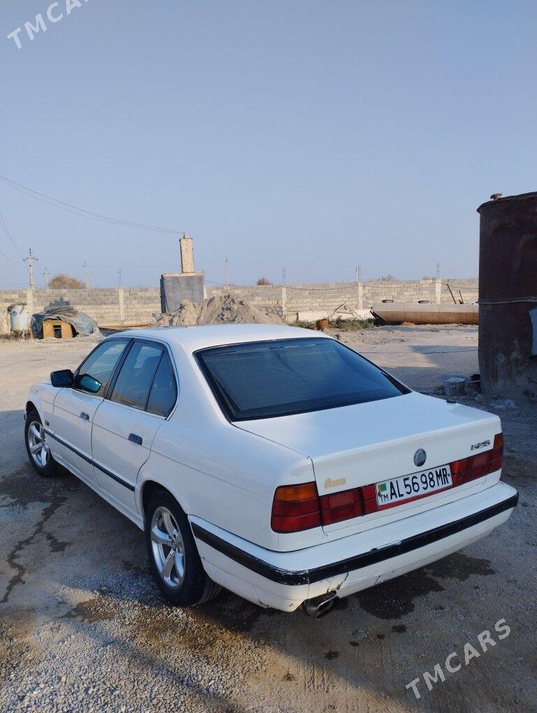 BMW 520 1992 - 40 000 TMT - Ýolöten - img 2