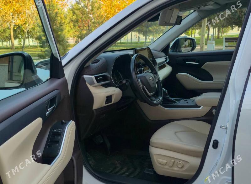 Toyota Highlander 2022 - 680 000 TMT - Aşgabat - img 6
