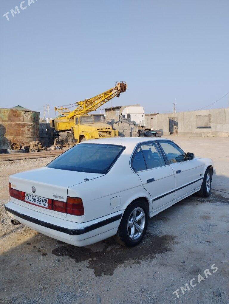 BMW 520 1992 - 40 000 TMT - Ýolöten - img 3