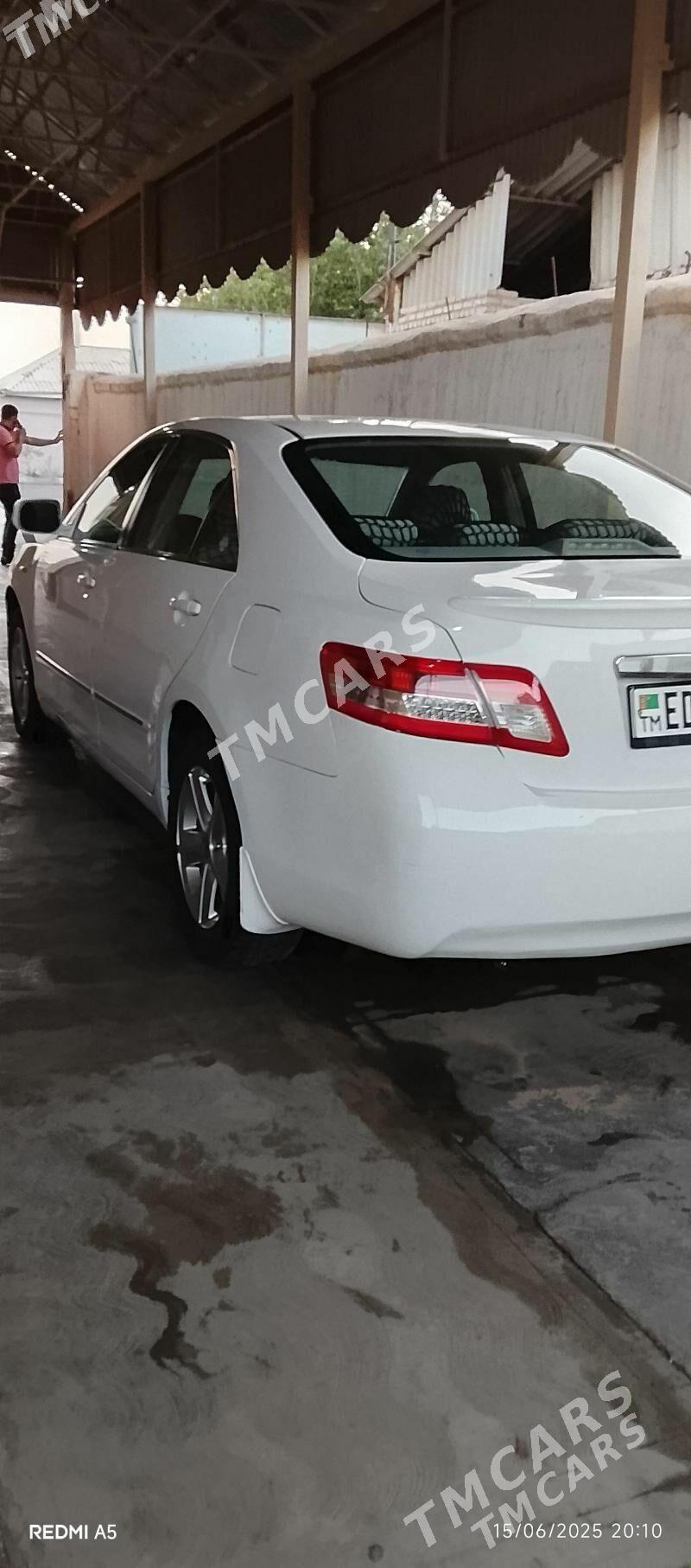 Toyota Camry 2011 - 155 000 TMT - Байрамали - img 4