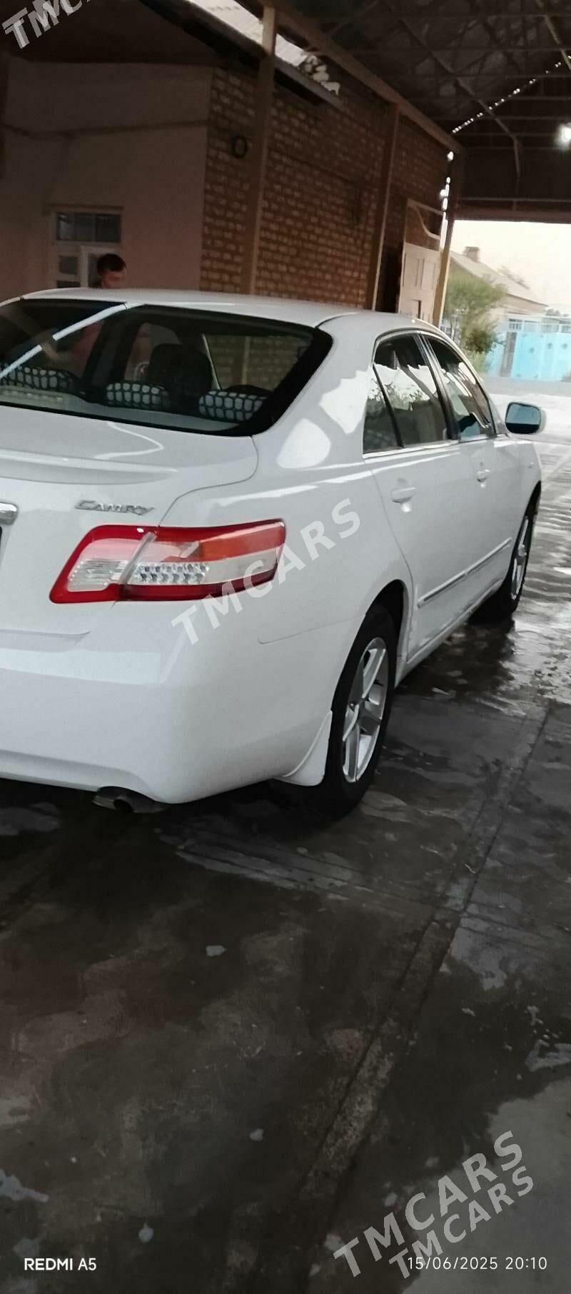 Toyota Camry 2011 - 155 000 TMT - Байрамали - img 3