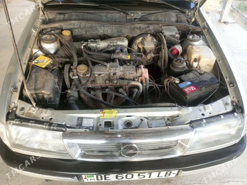 Opel Vectra 1991 - 35 000 TMT - Magdanly - img 7
