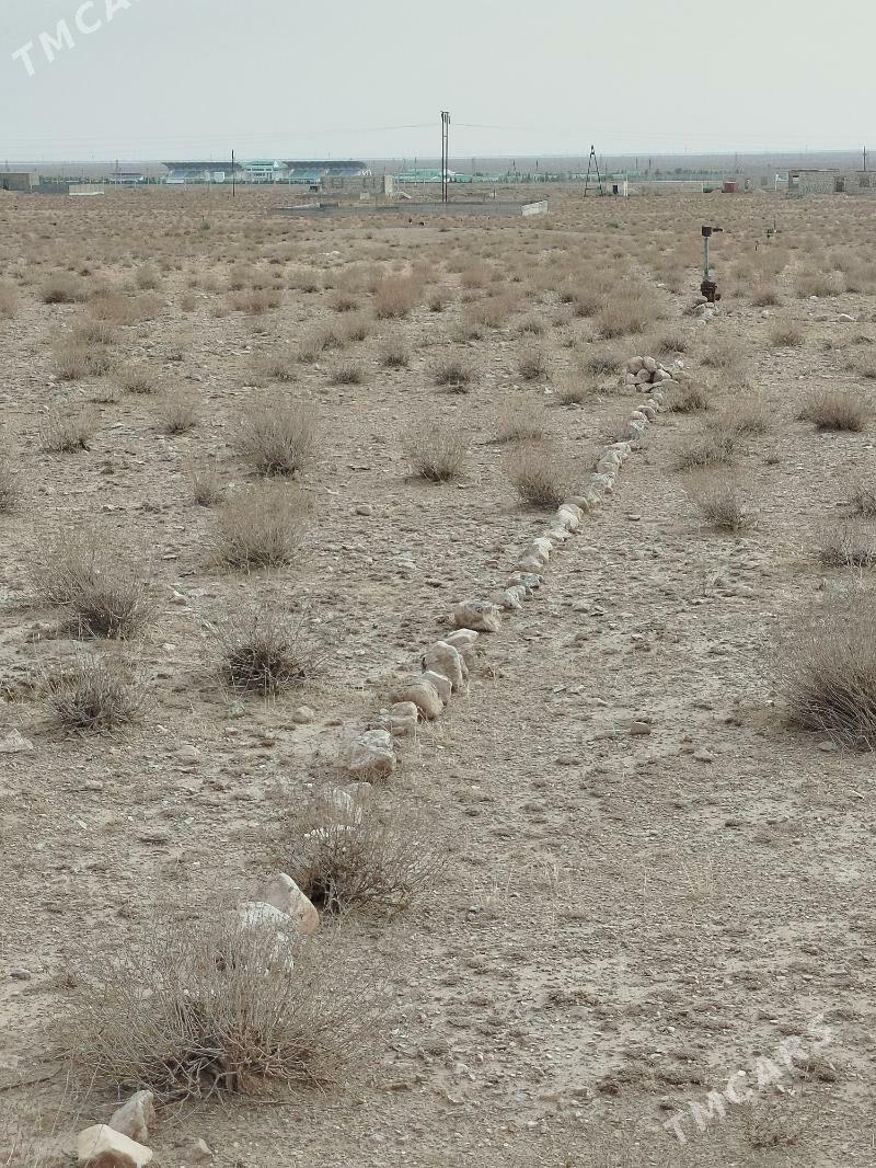 satlyk ýer - Балканабат - img 1