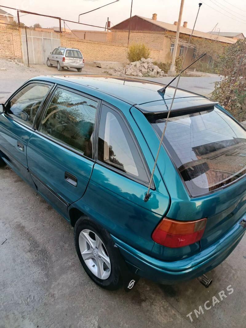 Opel Astra 1992 - 40 000 TMT - Чарджоу - img 4