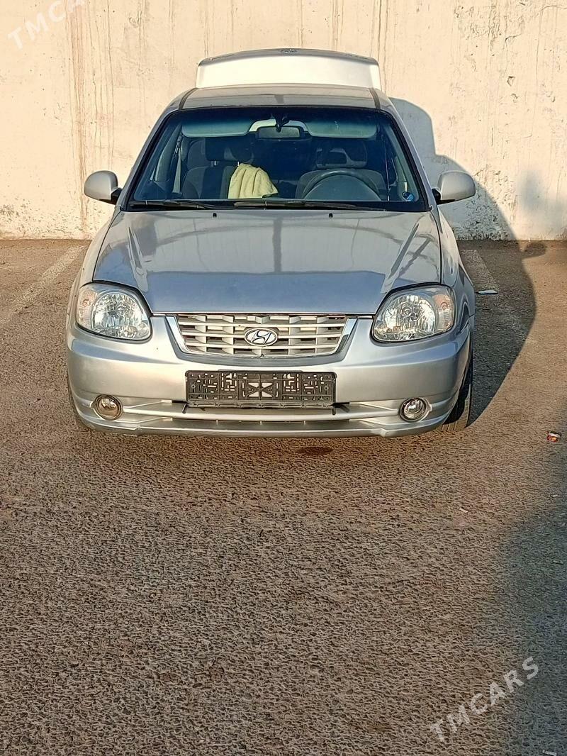 Hyundai Accent 2005 - 95 000 TMT - Garadamak - img 3