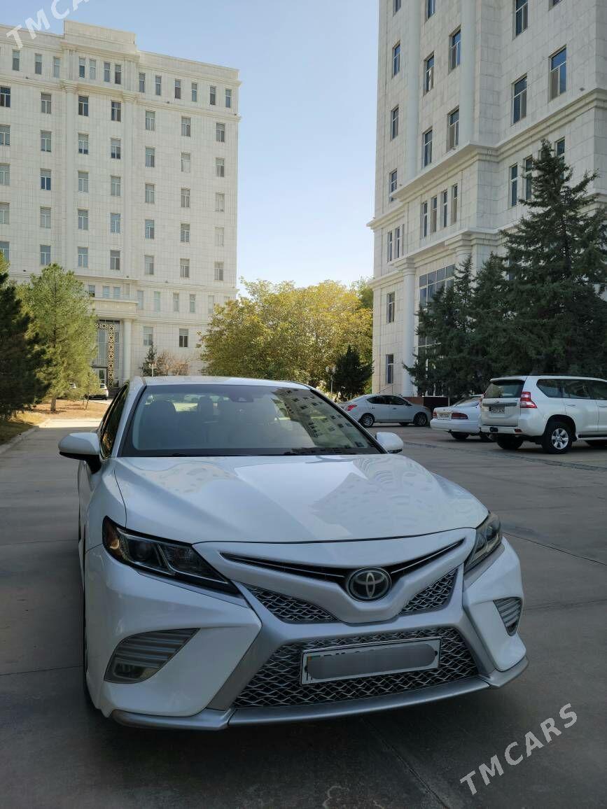 Toyota Camry 2018 - 285 000 TMT - Aşgabat - img 8