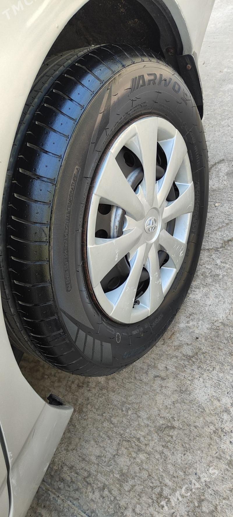 Toyota Corolla 2003 - 115 000 TMT - Türkmenabat - img 4