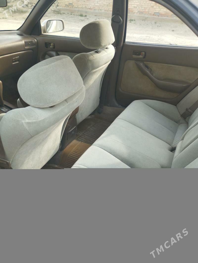 Toyota Camry 1993 - 95 000 TMT - Bäherden - img 4
