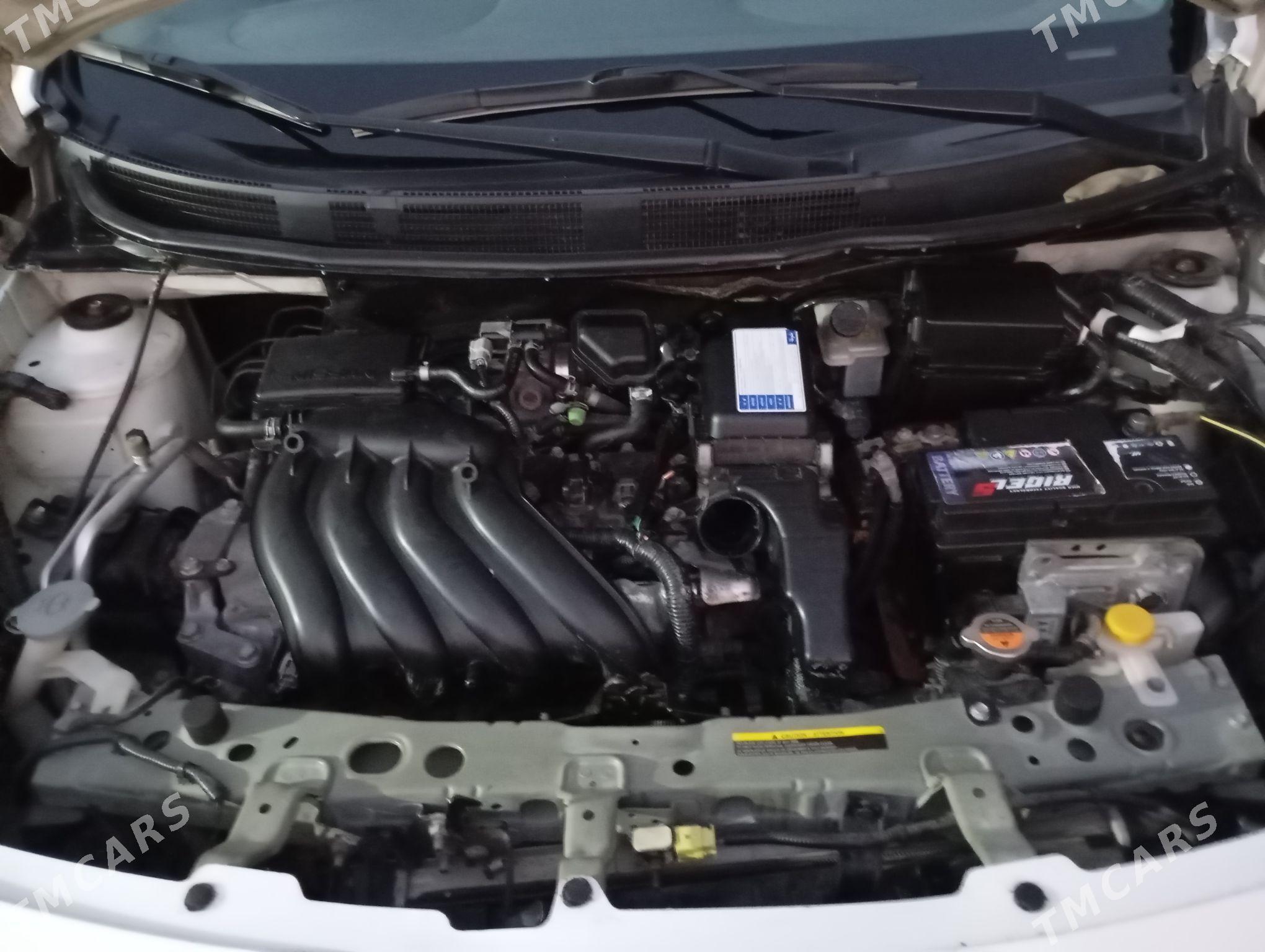 Nissan Versa 2011 - 110 000 TMT - Мары - img 2