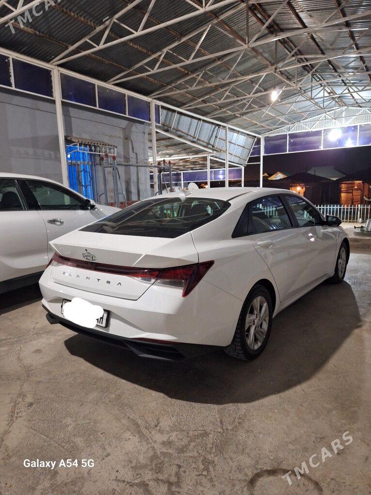 Hyundai Elantra 2021 - 246 000 TMT - Гёкдепе - img 4