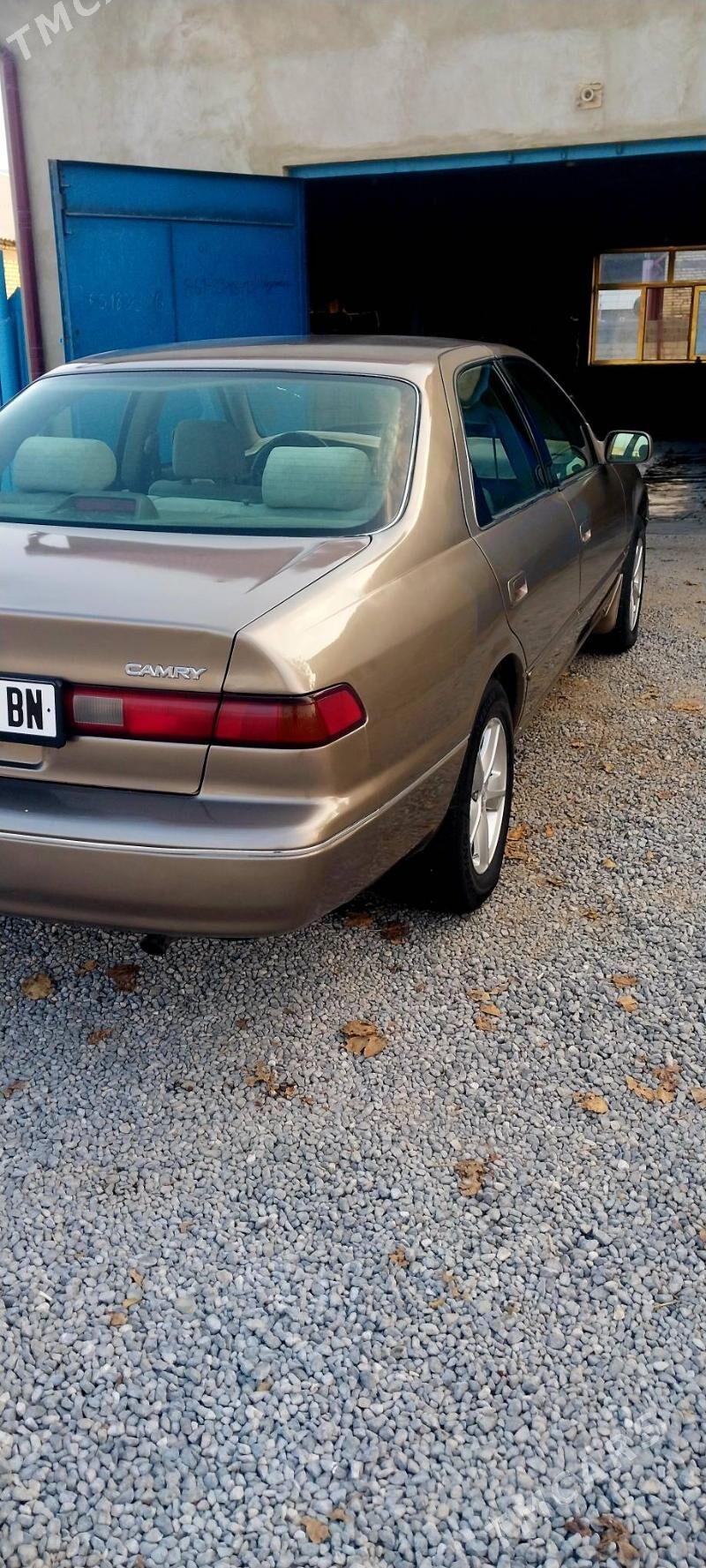 Toyota Camry 1999 - 130 000 TMT - Берекет - img 5