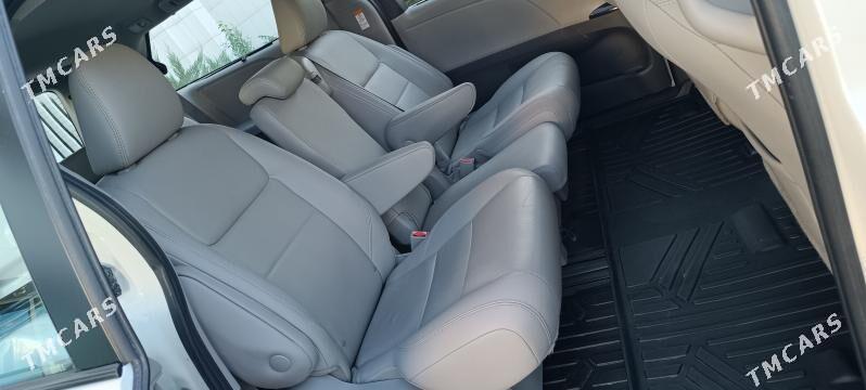 Toyota Sienna 2020 - 535 000 TMT - Aşgabat - img 10