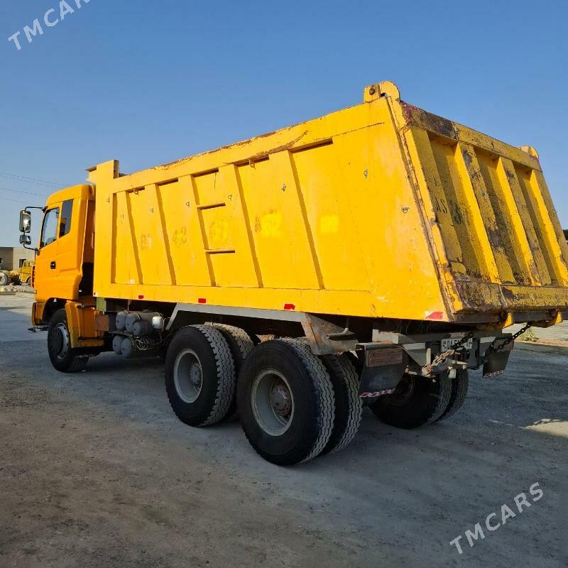 Howo Sinotruk 2013 - 440 000 TMT - Кака - img 4