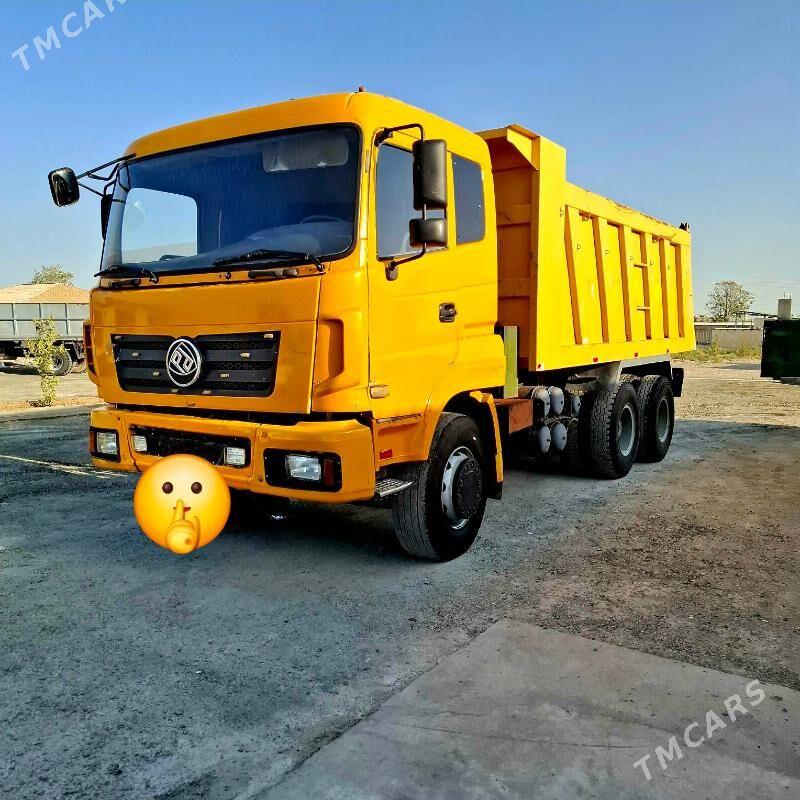 Howo Sinotruk 2013 - 440 000 TMT - Kaka - img 1