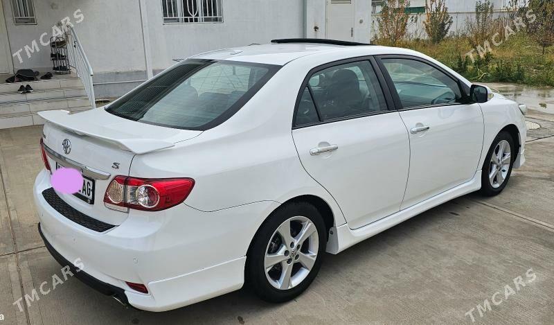 Toyota Corolla 2010 - 185 000 TMT - Тязе заман - img 5