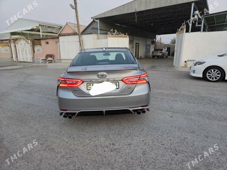 Toyota Camry 2018 - 265 000 TMT - Gökdepe - img 2
