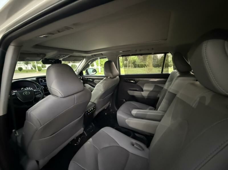 Toyota Highlander 2021 - 645 000 TMT - Aşgabat - img 4