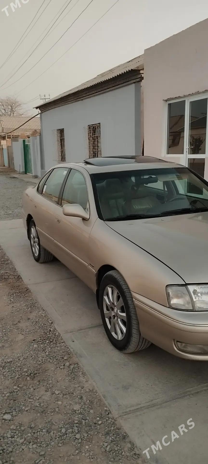 Toyota Avalon 1999 - 140 000 TMT - Кака - img 2