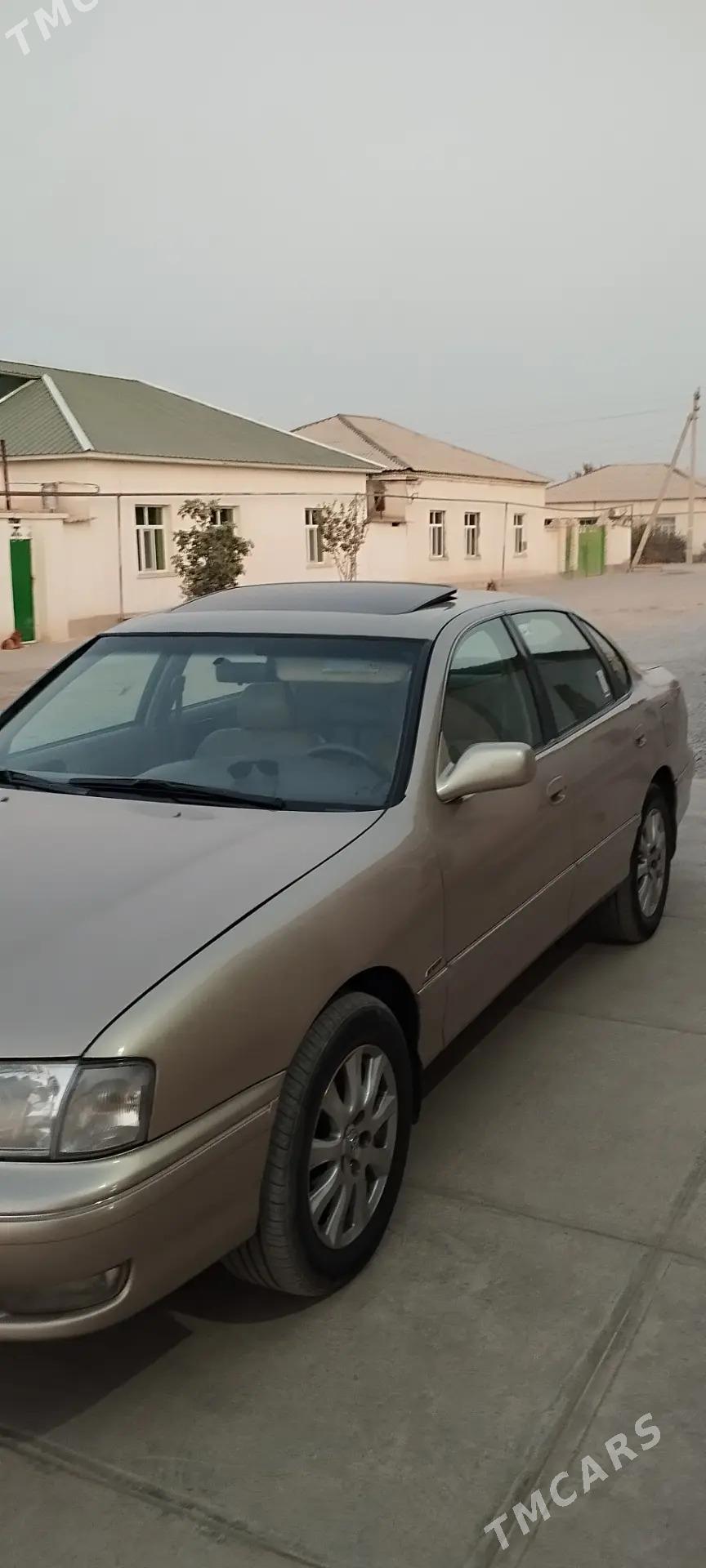 Toyota Avalon 1999 - 140 000 TMT - Кака - img 3