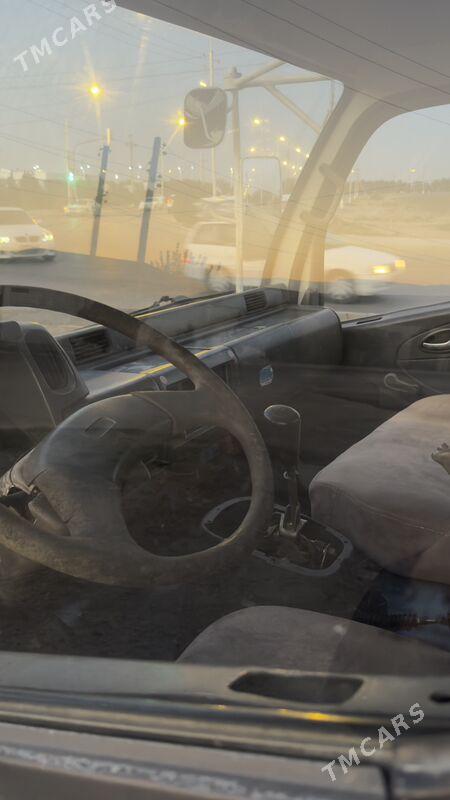 Mitsubishi Canter 2013 - 135 000 TMT - Анев - img 9