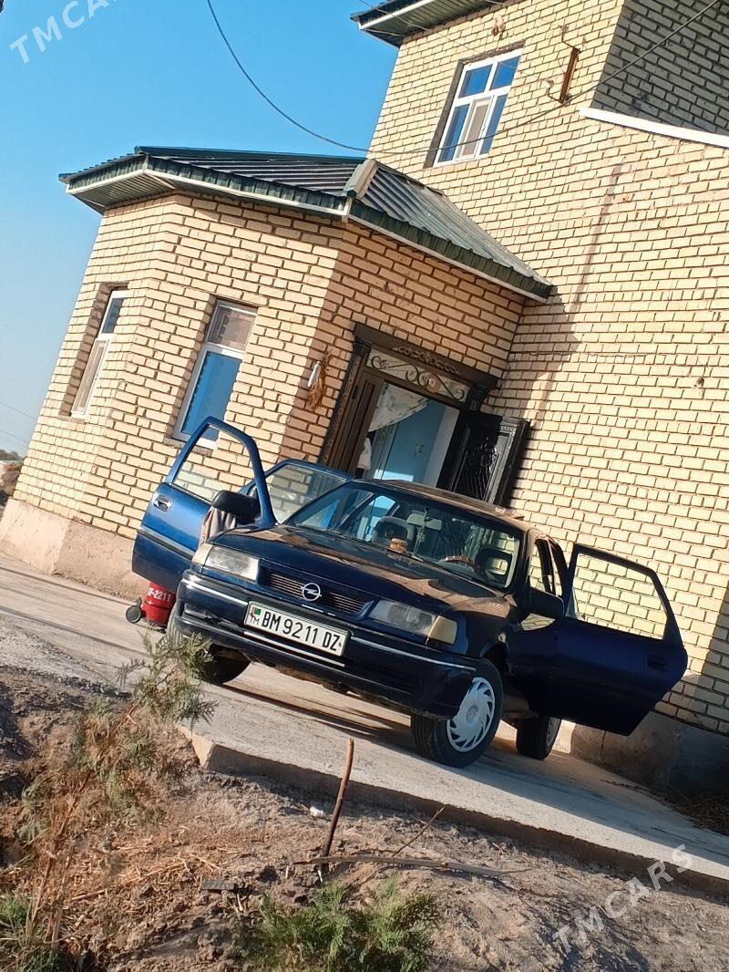 Opel Vectra 1992 - 30 000 TMT - Köneürgenç - img 3