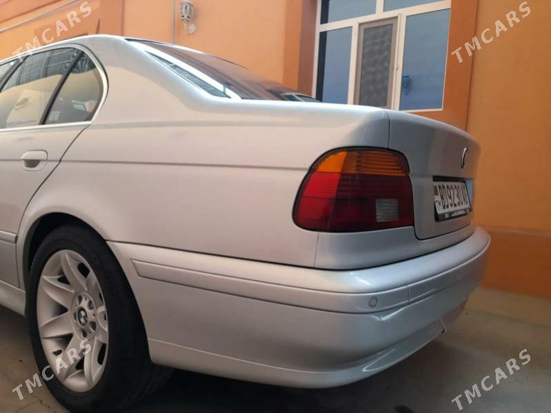 BMW 530 2002 - 125 000 TMT - Ким район - img 4