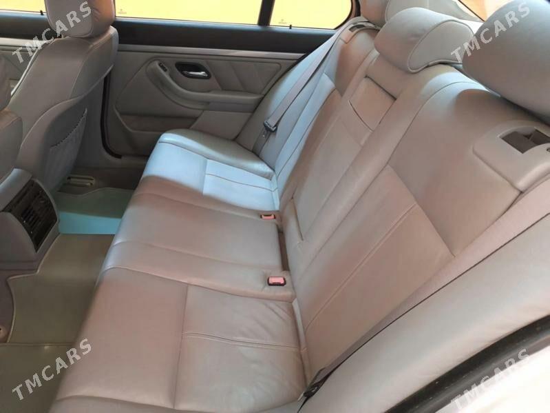 BMW 530 2002 - 125 000 TMT - Ким район - img 3
