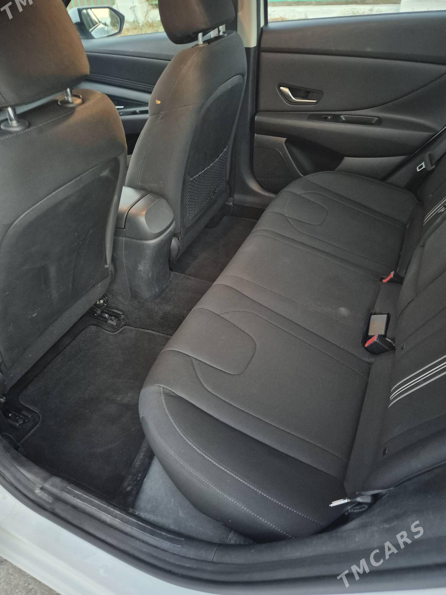 Hyundai Elantra 2021 - 275 000 TMT - Aşgabat - img 7