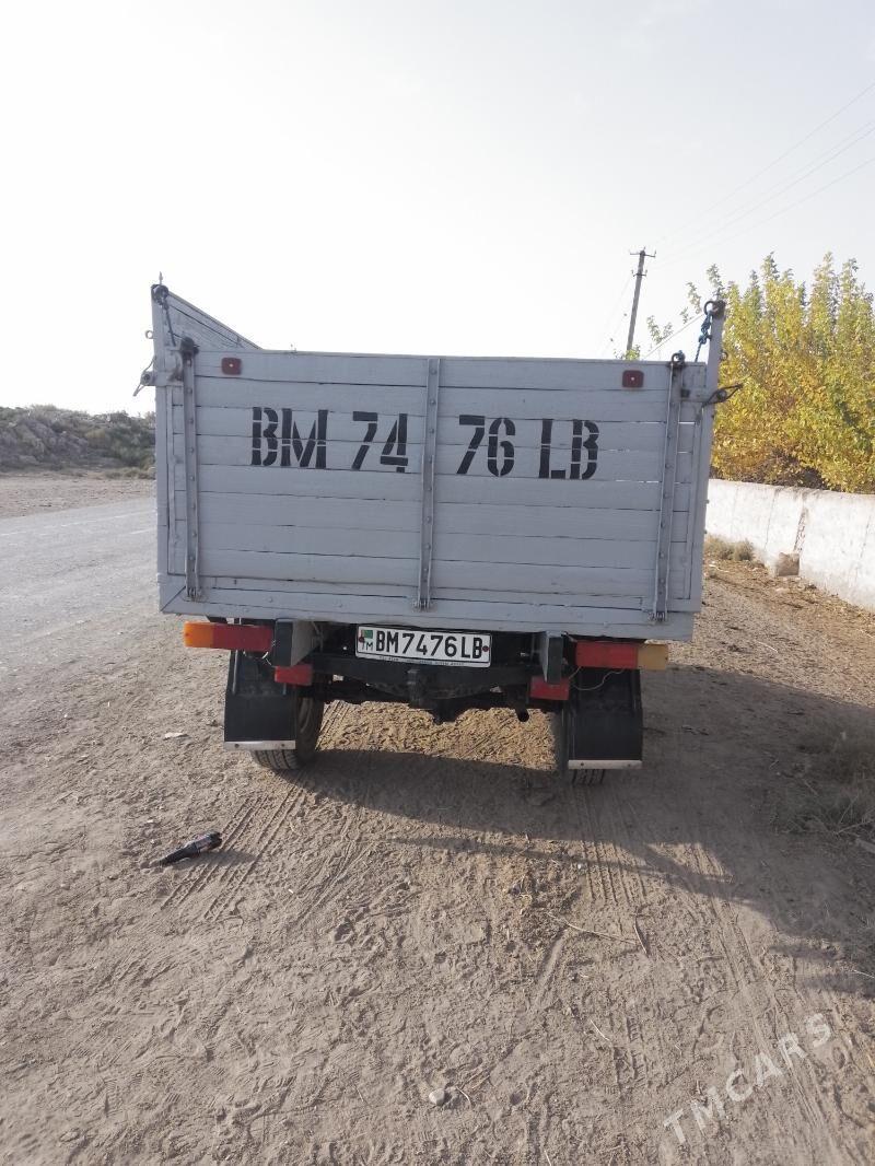 UAZ 452 1981 - 65 000 TMT - Керки - img 4