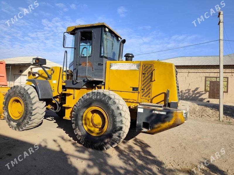 XCMG LW500F 2013 - 500 000 TMT - Шабатский этрап - img 3