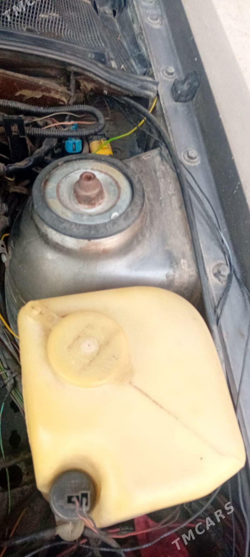 Opel Vectra 1992 - 25 000 TMT - Mary - img 2