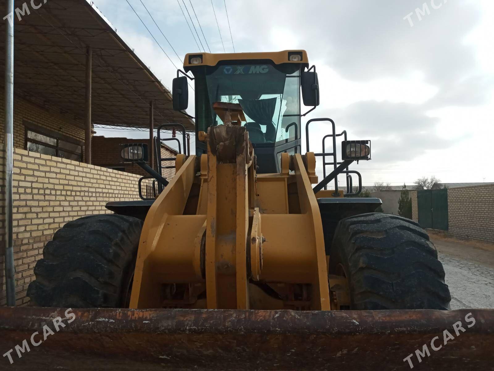 XCMG ZL50 2015 - 850 000 TMT - Керки - img 2