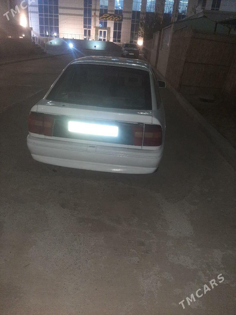 Opel Vectra 1990 - 32 000 TMT - Дашогуз - img 2